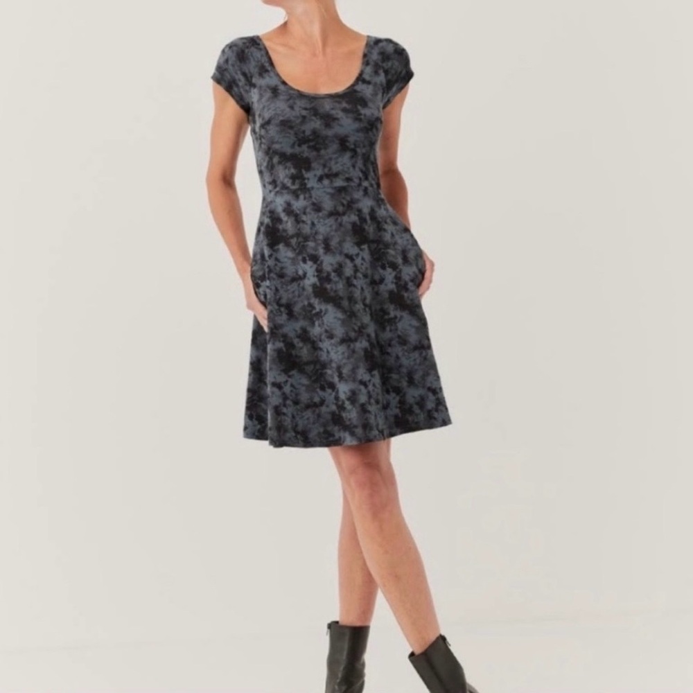 Pact Dark Cloud Fit & Flare Back Detail Dress Small